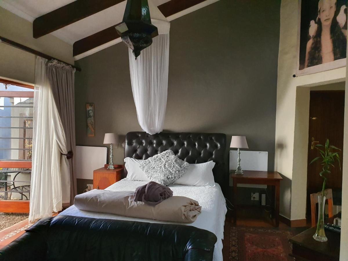 Waterhouse Guest Lodge - Indus Street Pretoria-Noord Buitenkant foto