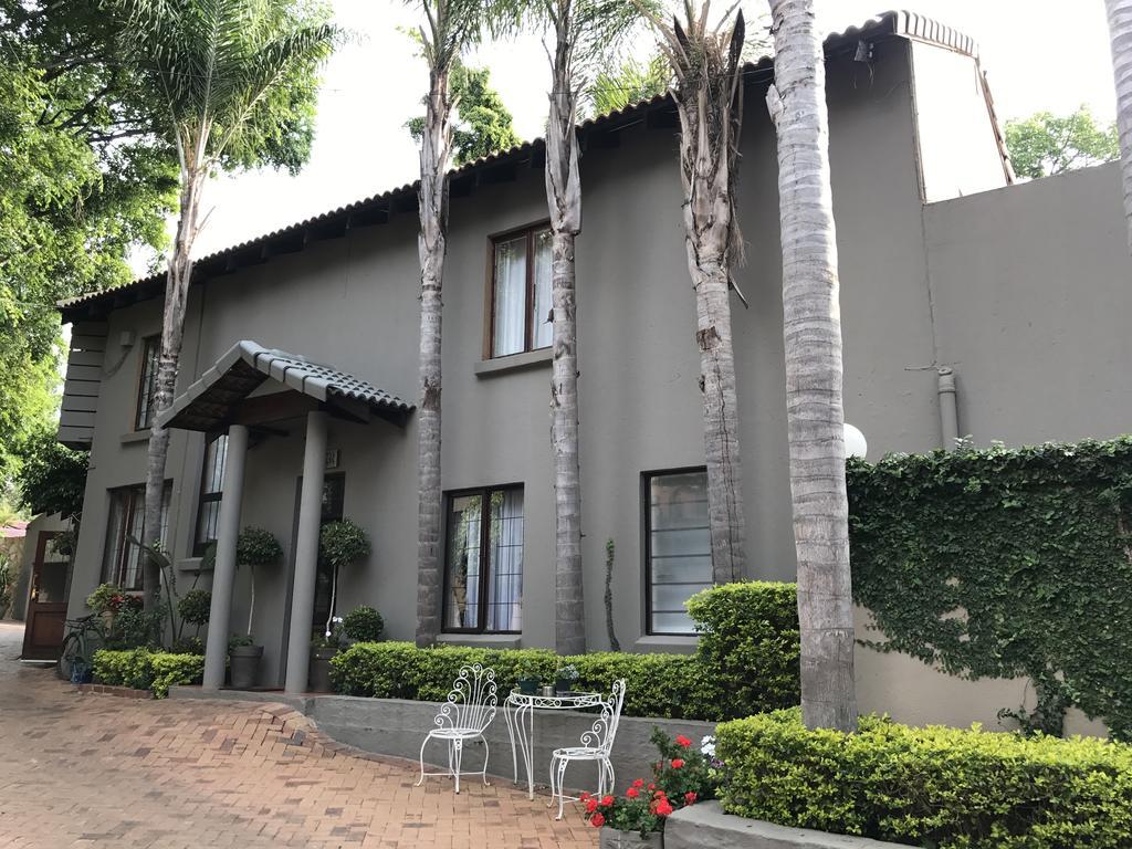 Waterhouse Guest Lodge - Indus Street Pretoria-Noord Buitenkant foto